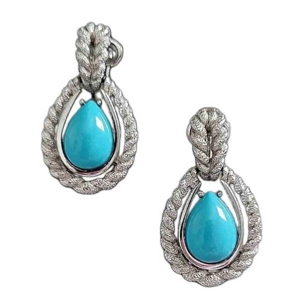 1970 Vintage Avon Faux Turquoise teardrop clip on Earrings‎
